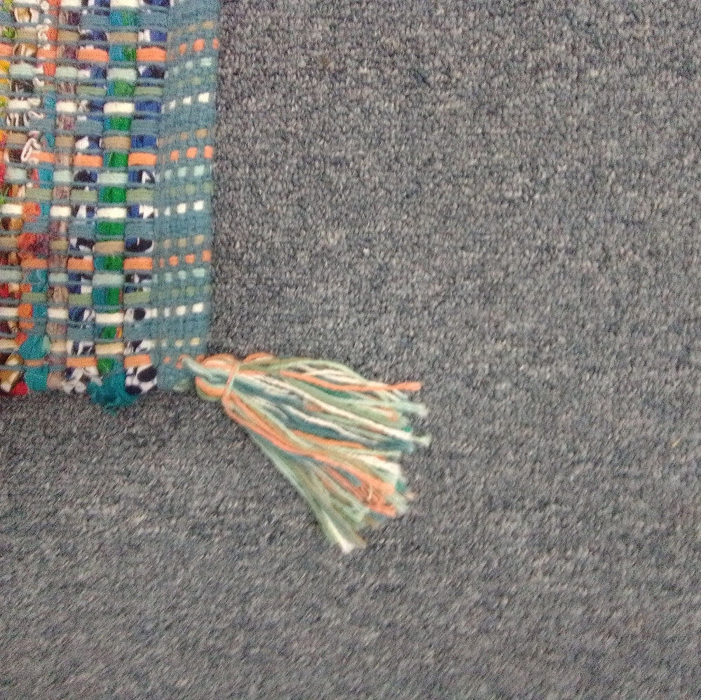 Small Multi-Colored Hand Woven Throw Rug | GUC - Picture 9 of 10